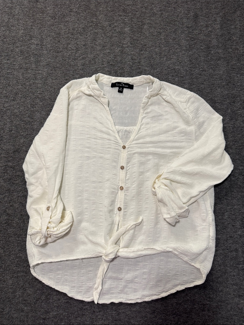 Love Tree Ivory Button-Front Tie Hem Blouse